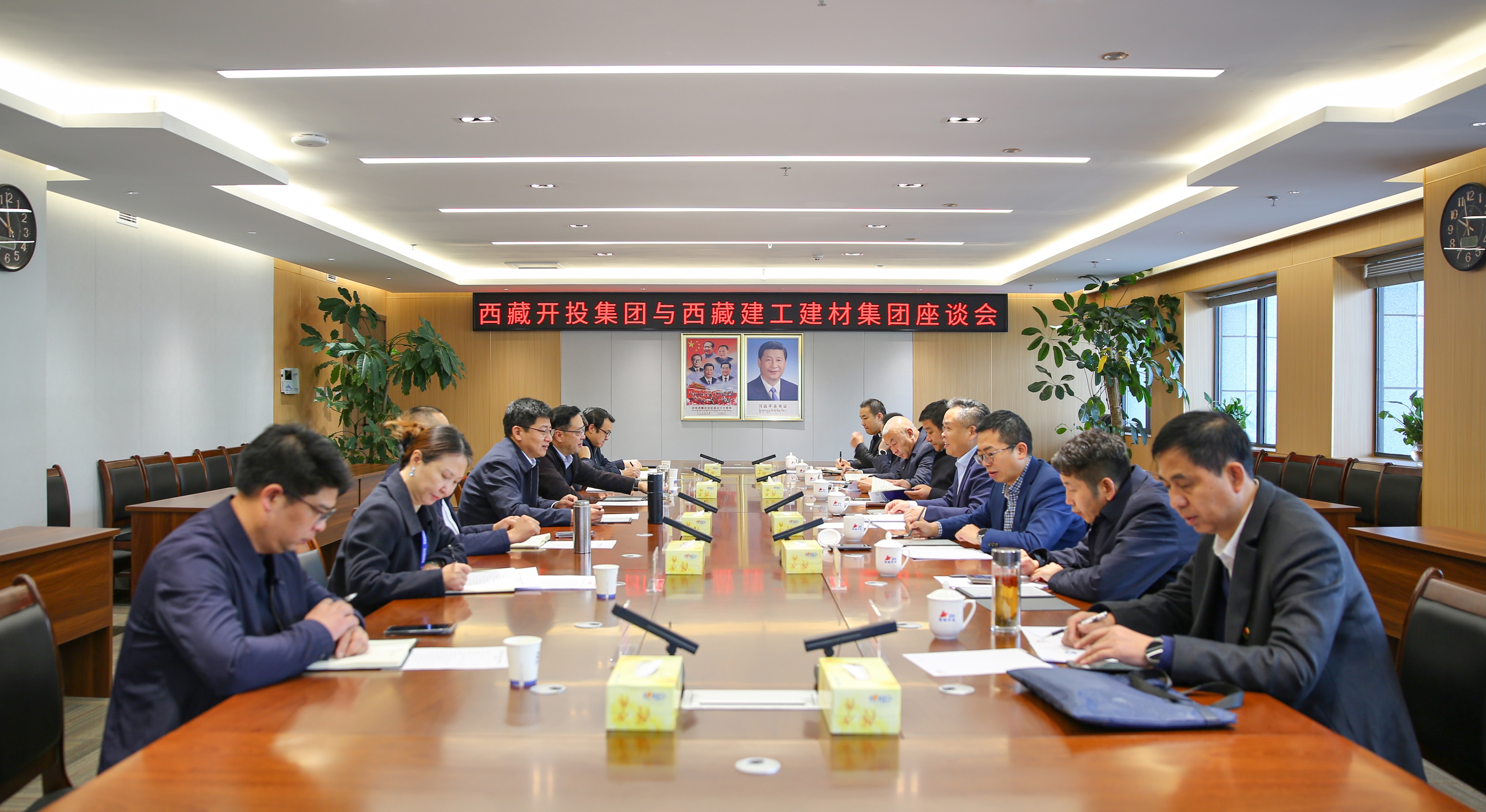 ZHOU0014.JPG